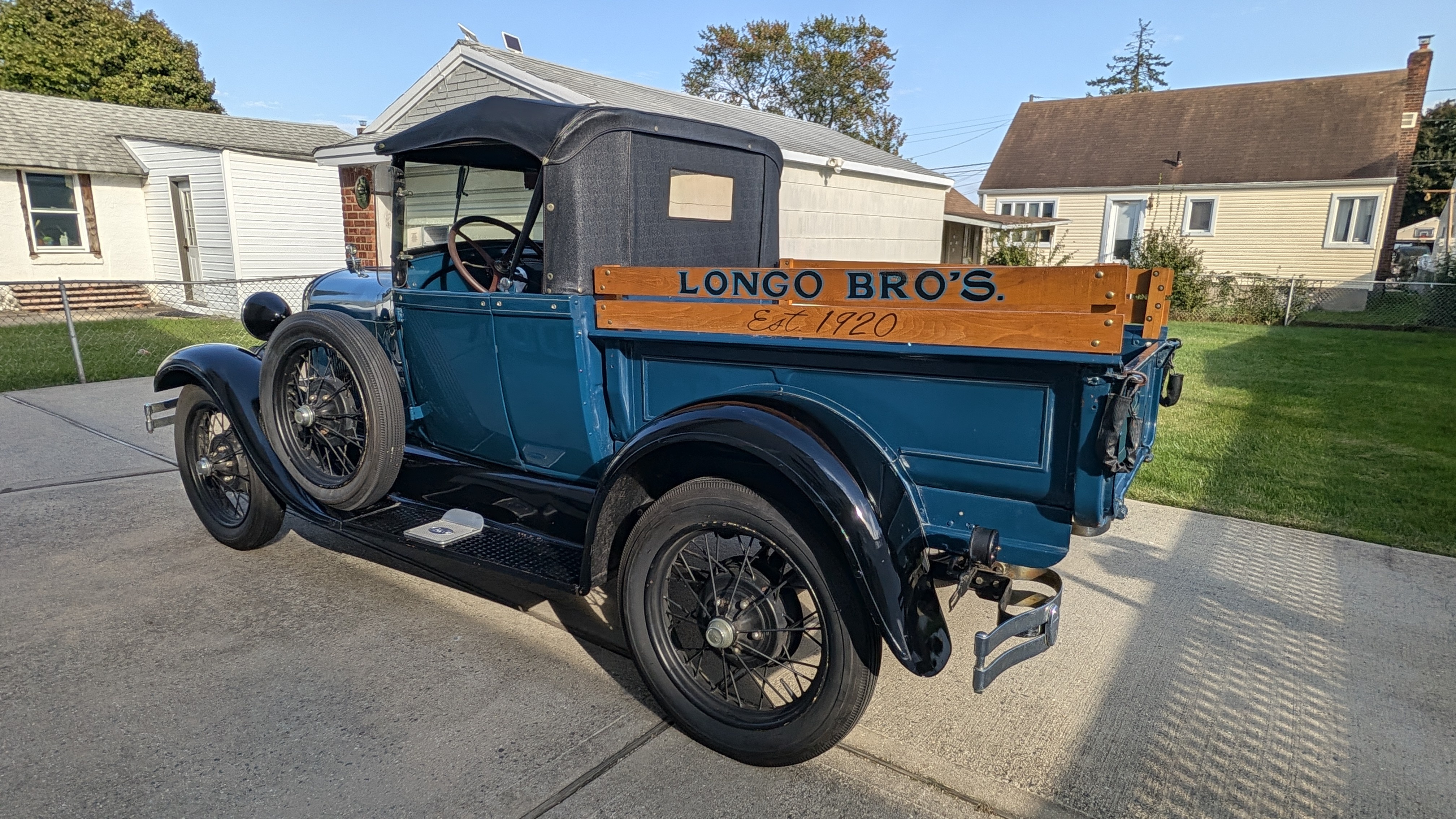 1928 Ford Model A 9