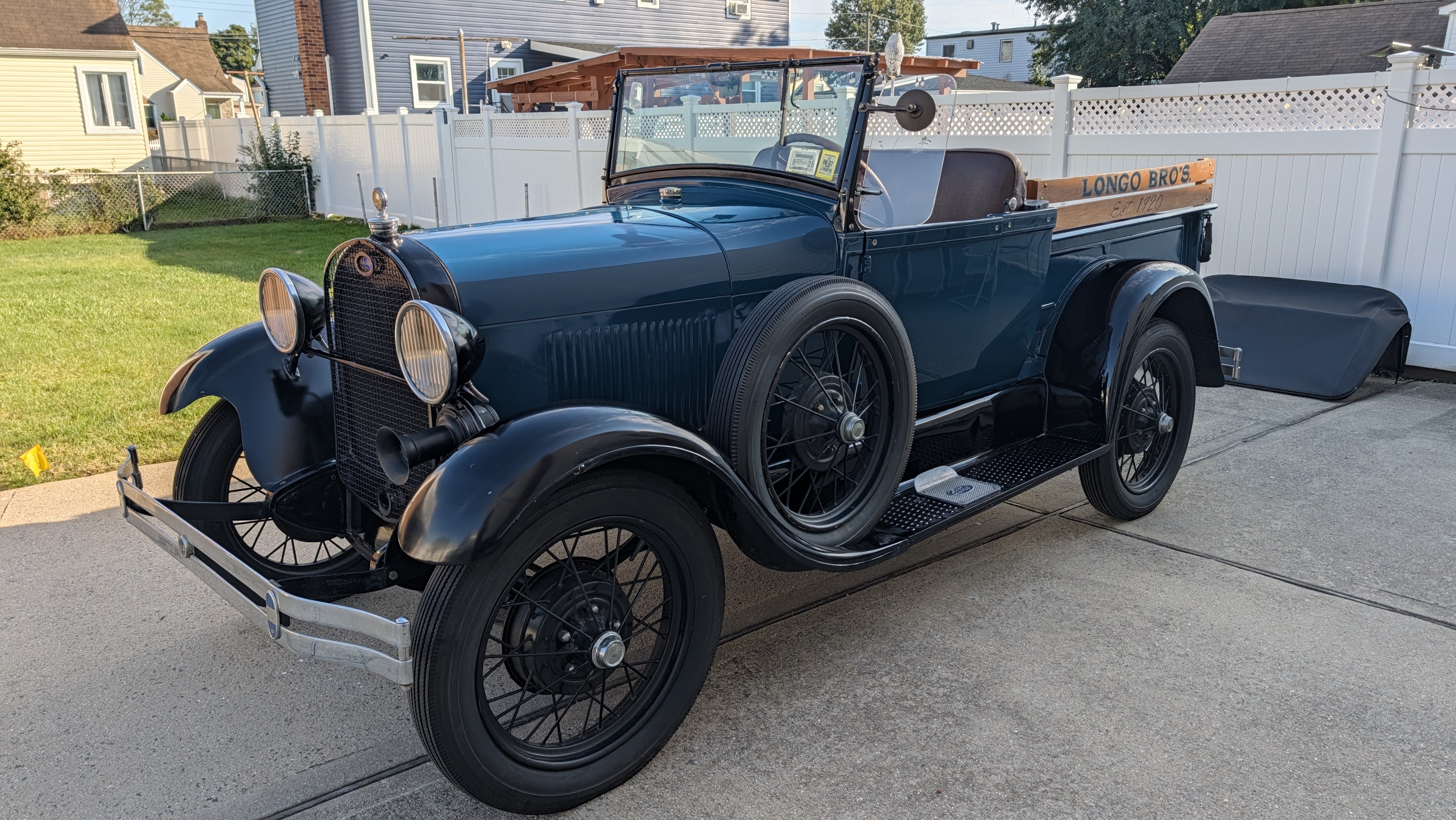1928 Ford Model A 4