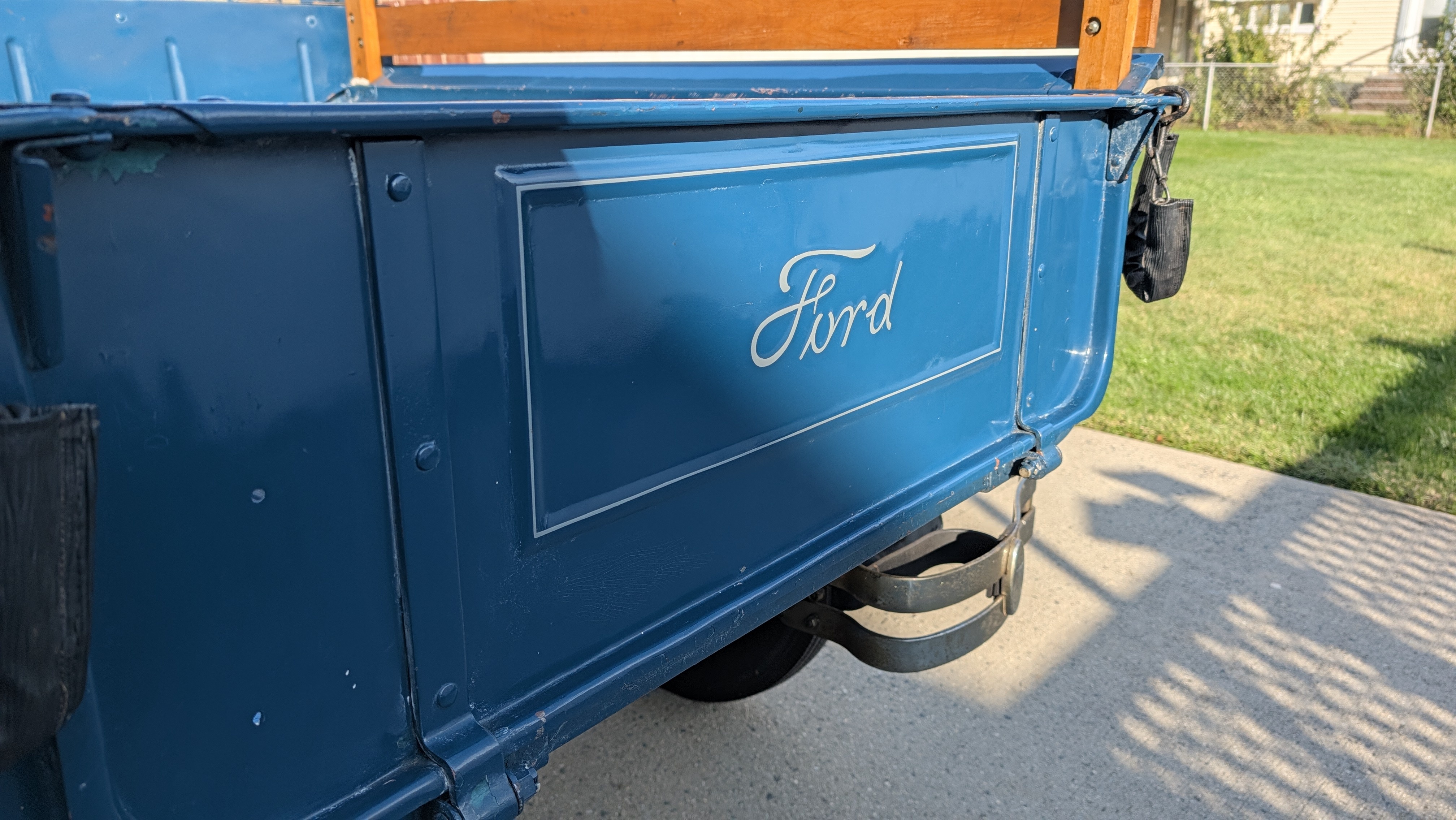 1928 Ford Model A 25