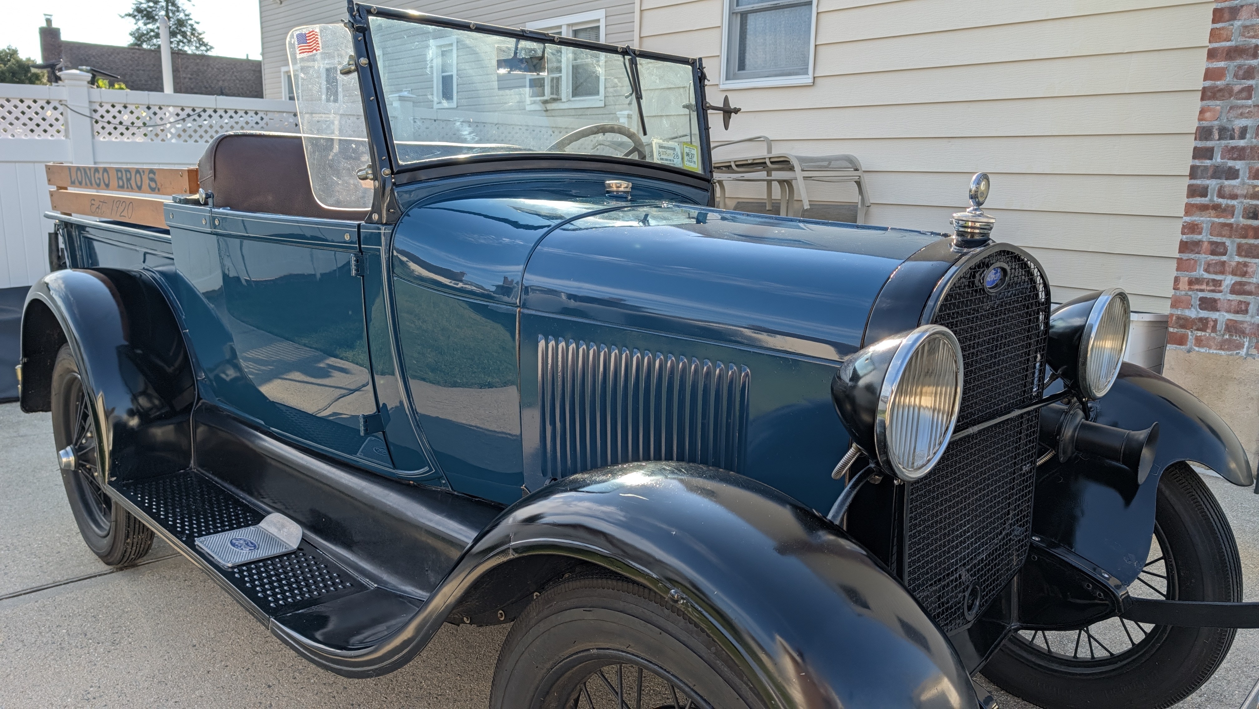 1928 Ford Model A 35