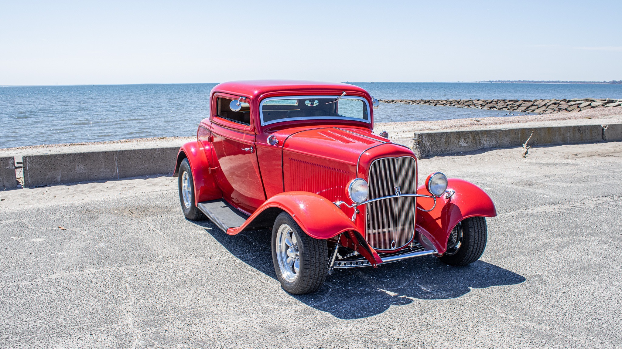 1932 Ford 3 Window 10