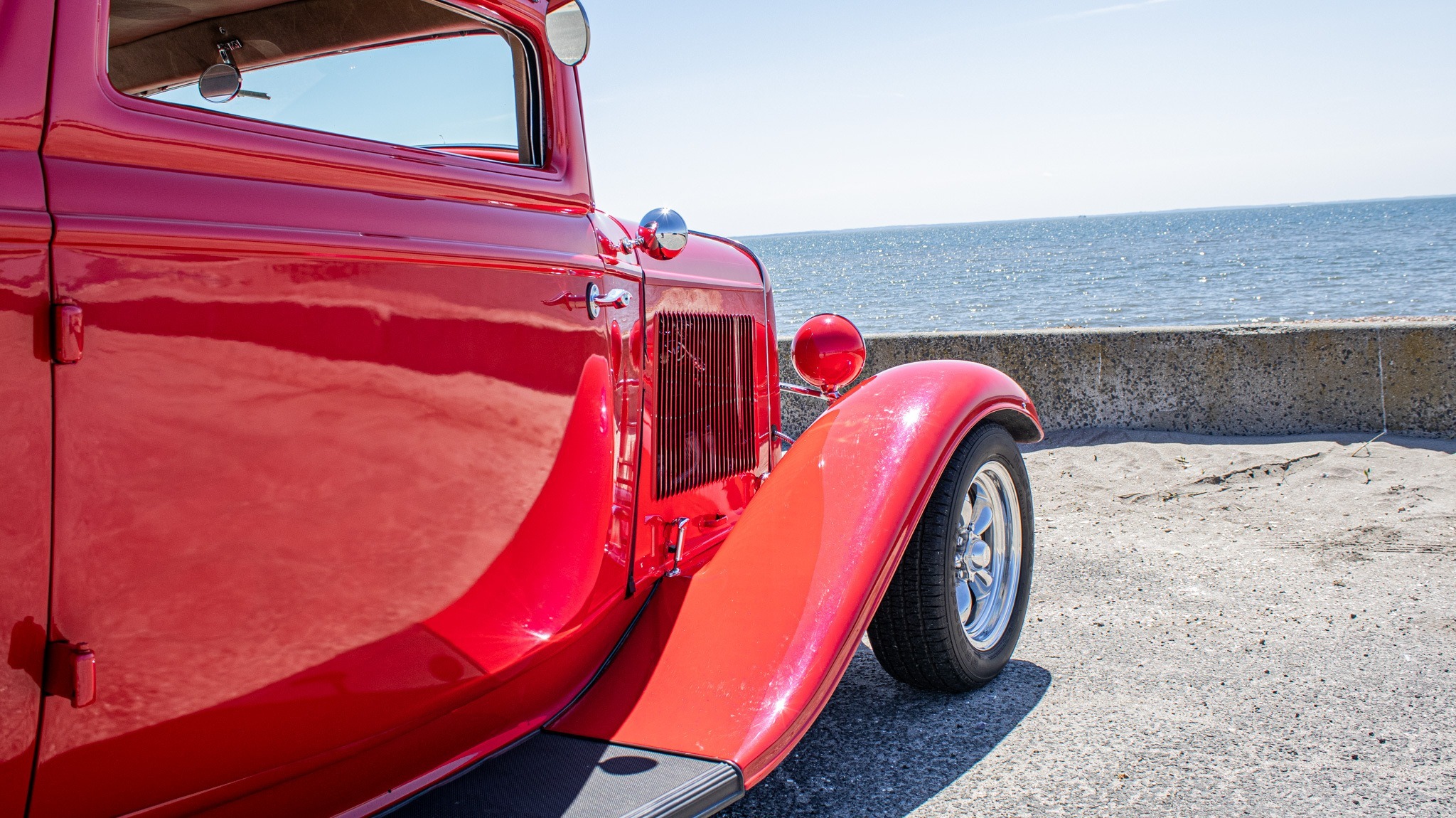 1932 Ford 3 Window 18