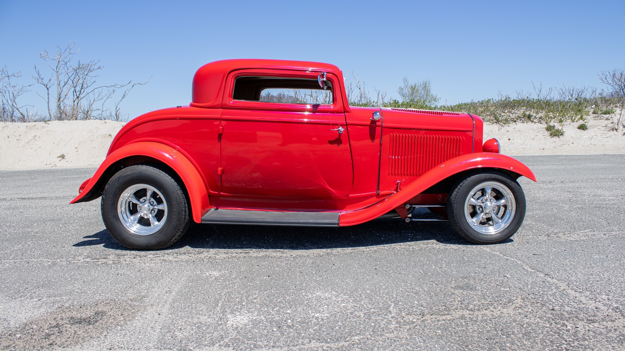 1932 Ford 3 Window 2
