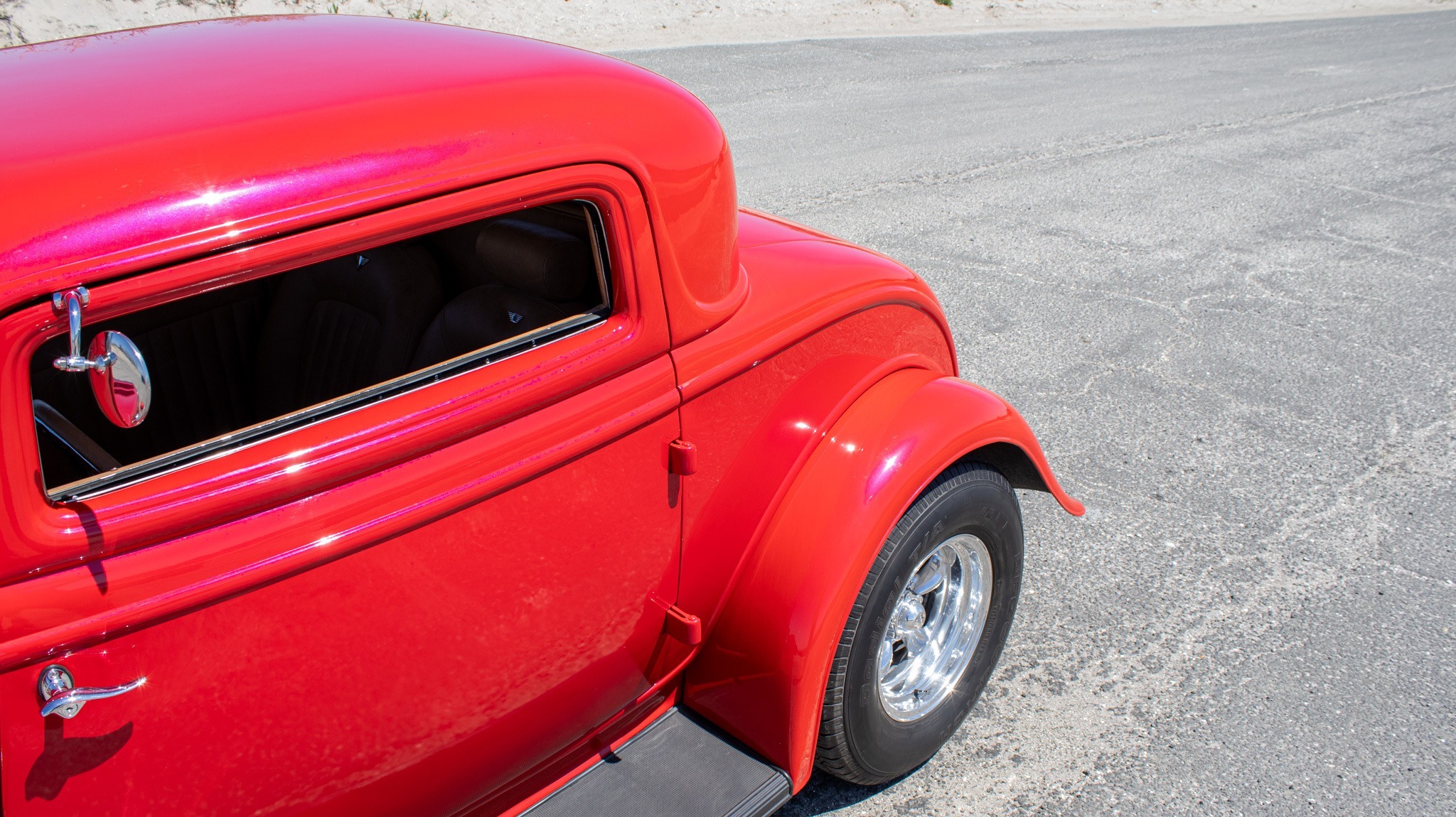 1932 Ford 3 Window 26