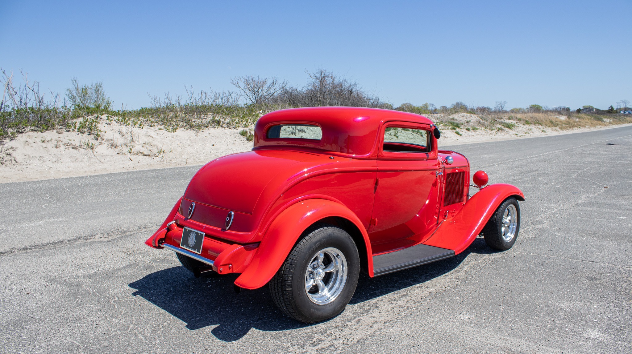 1932 Ford 3 Window 29