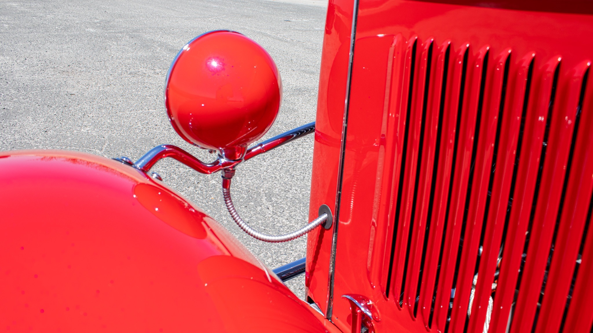 1932 Ford 3 Window 39