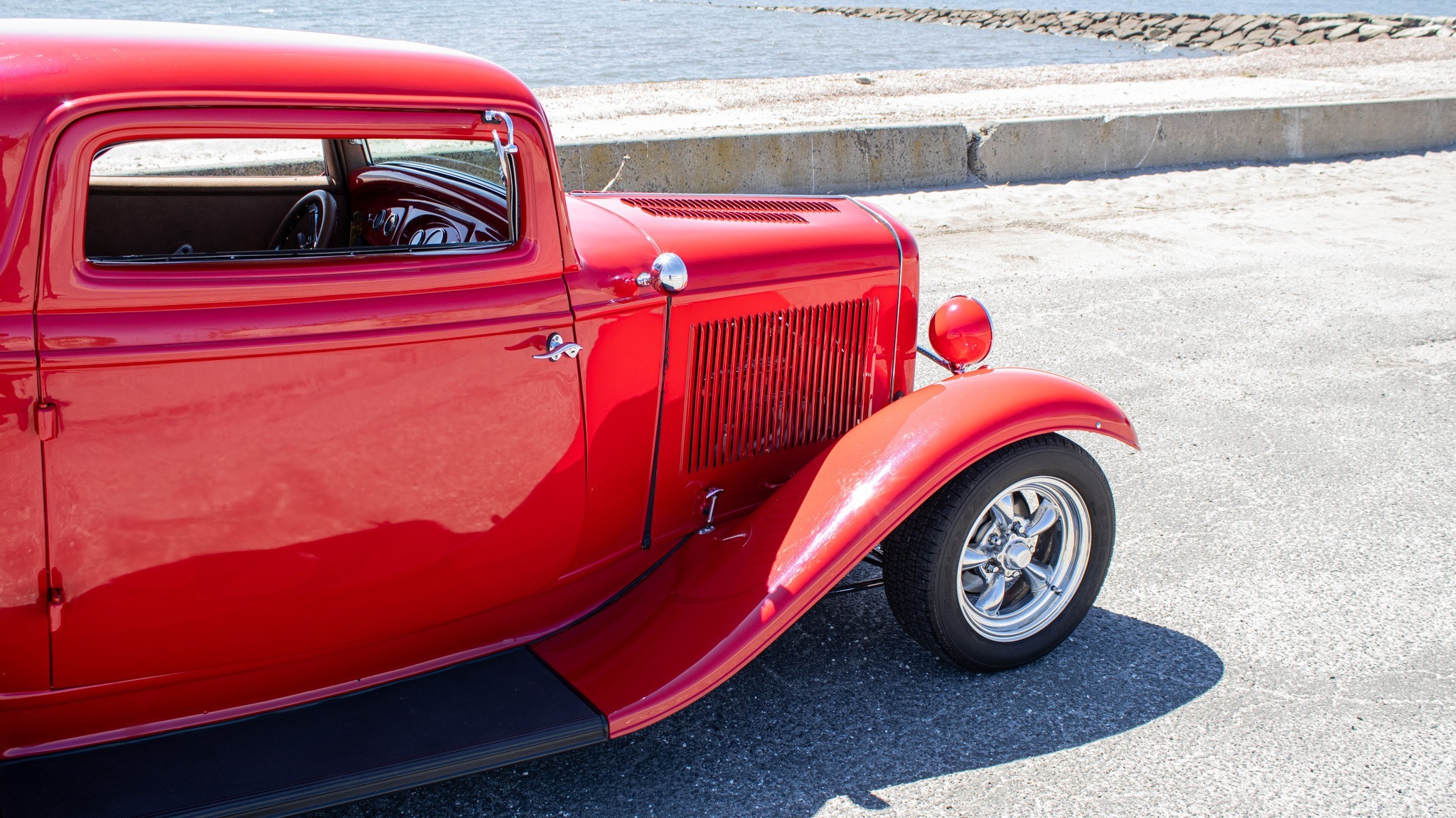 1932 Ford 3 Window 40
