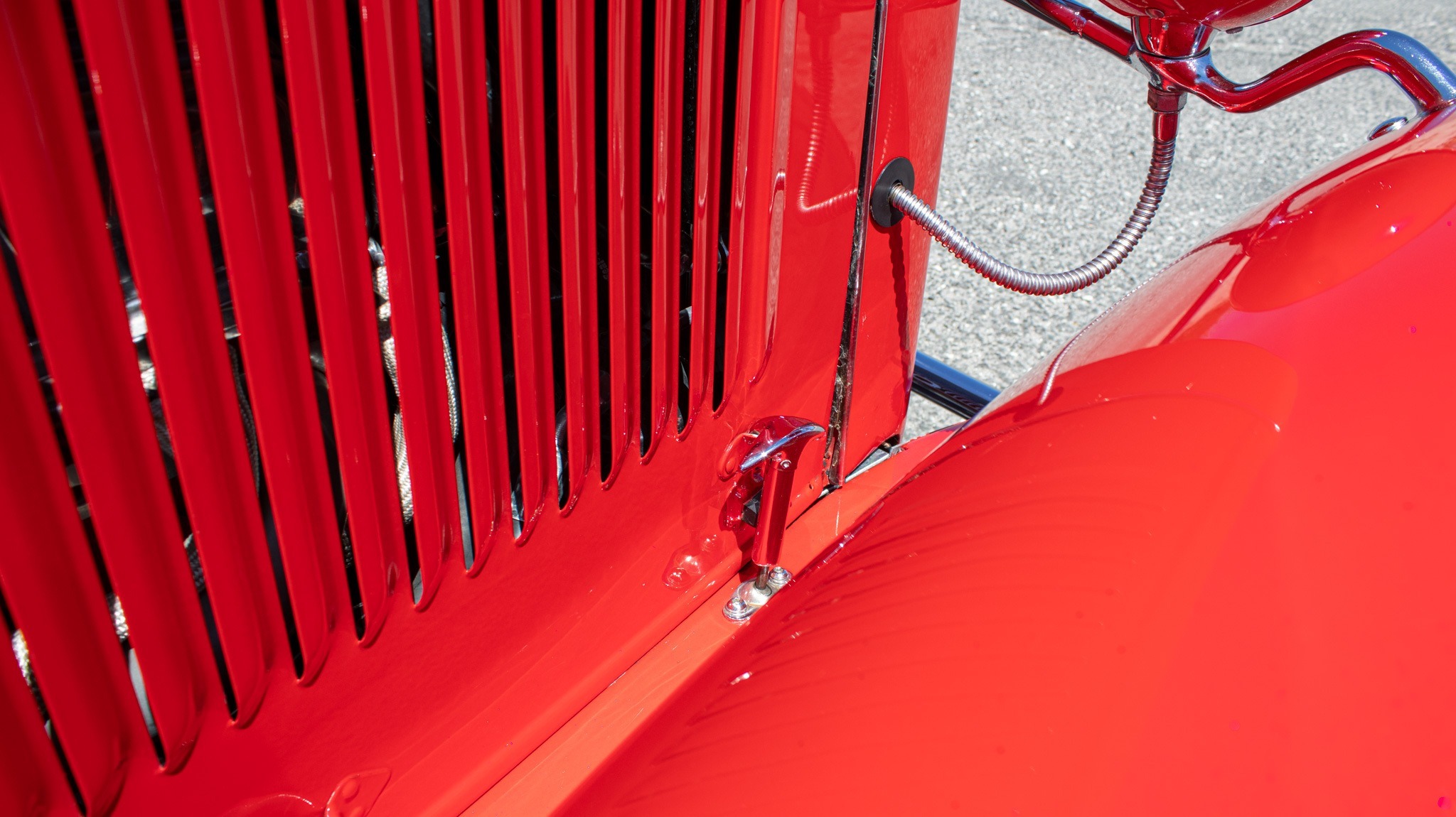 1932 Ford 3 Window 46