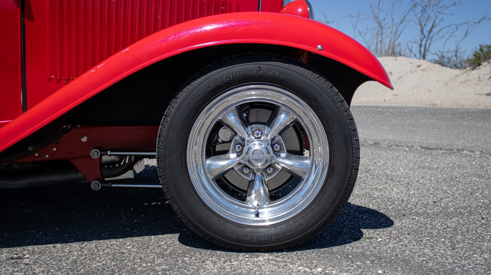 1932 Ford 3 Window 64