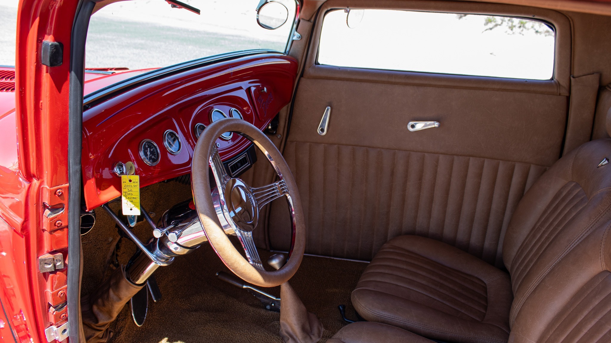 1932 Ford 3 Window 75
