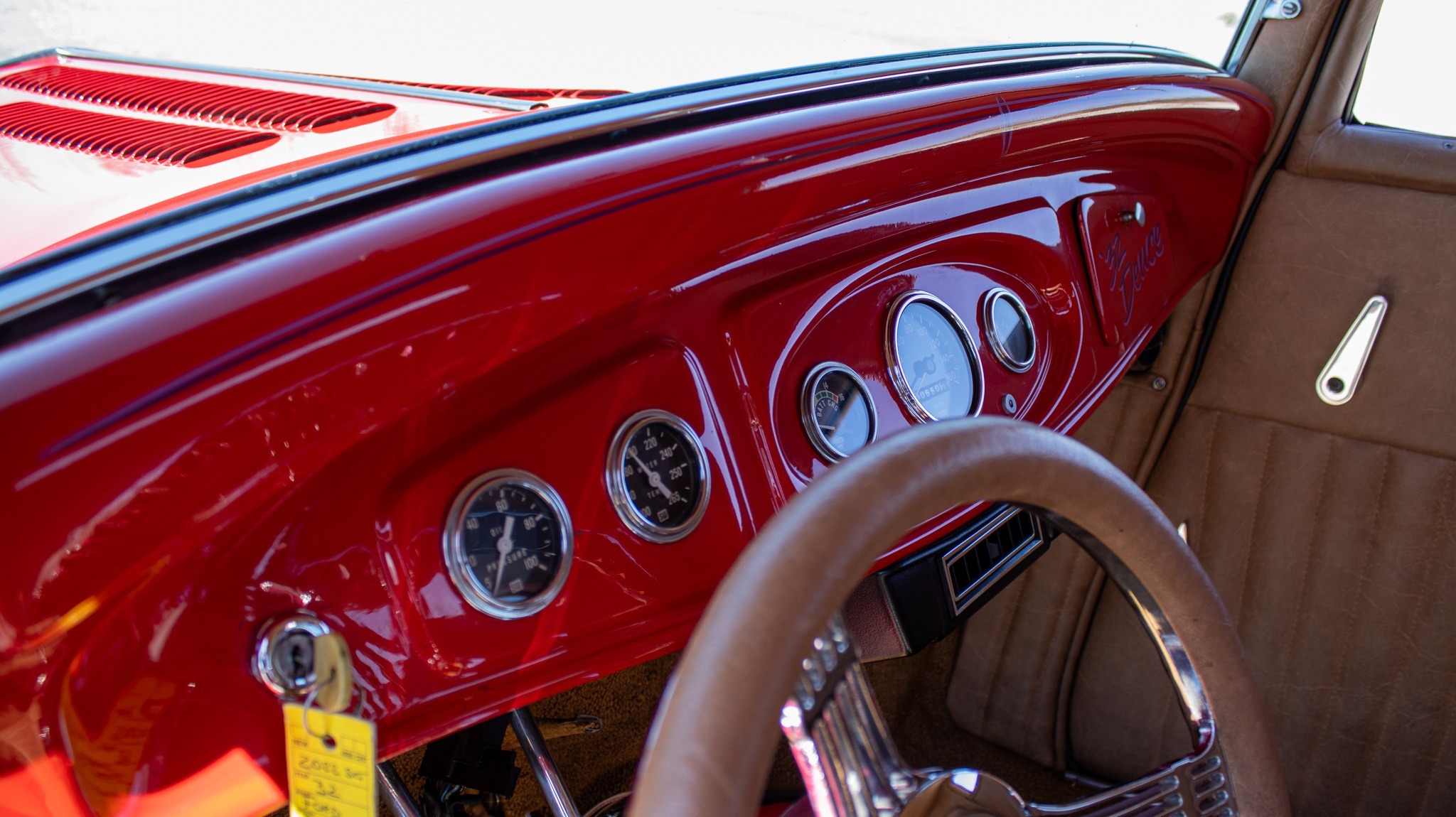 1932 Ford 3 Window 76