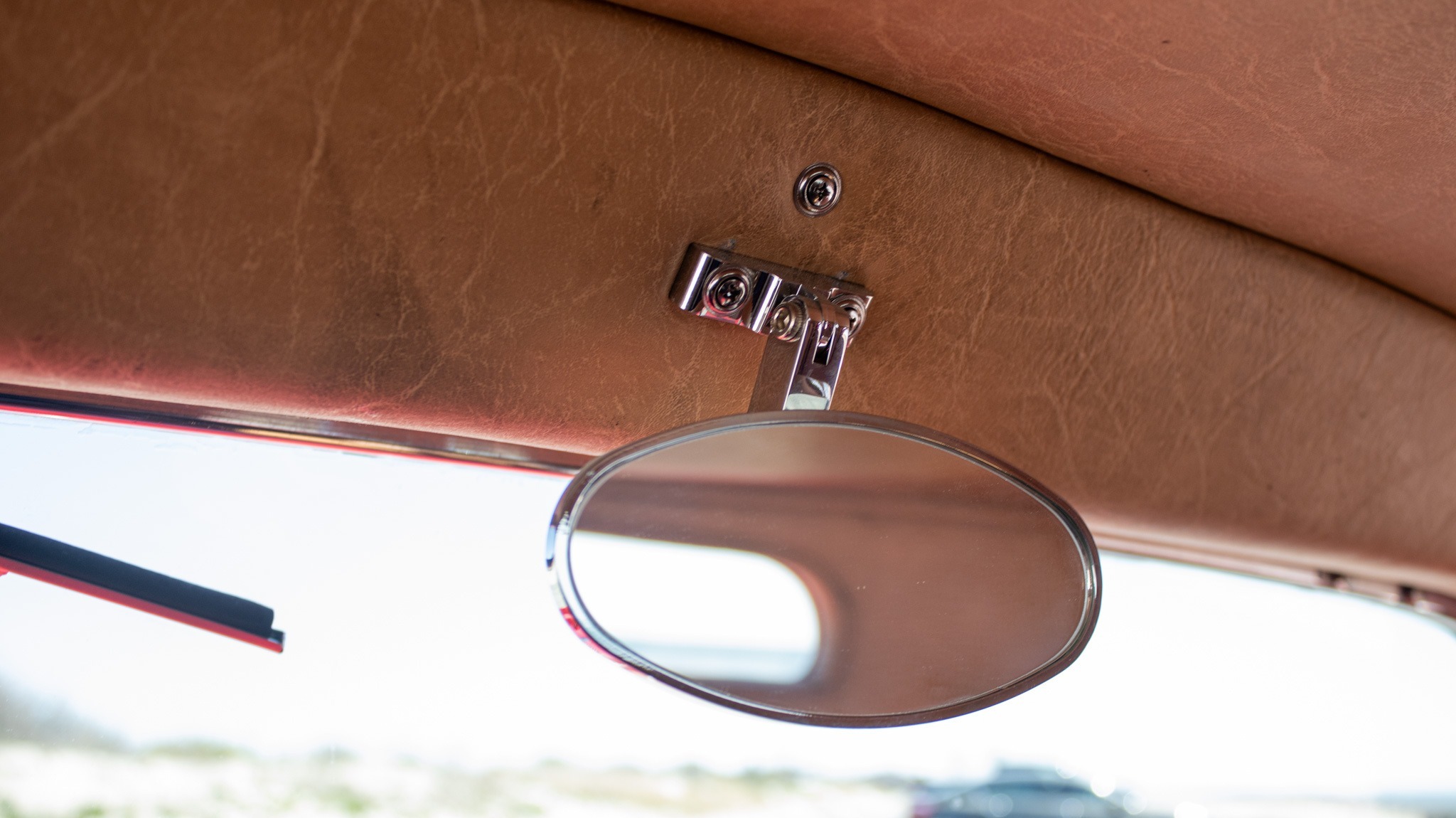1932 Ford 3 Window 77