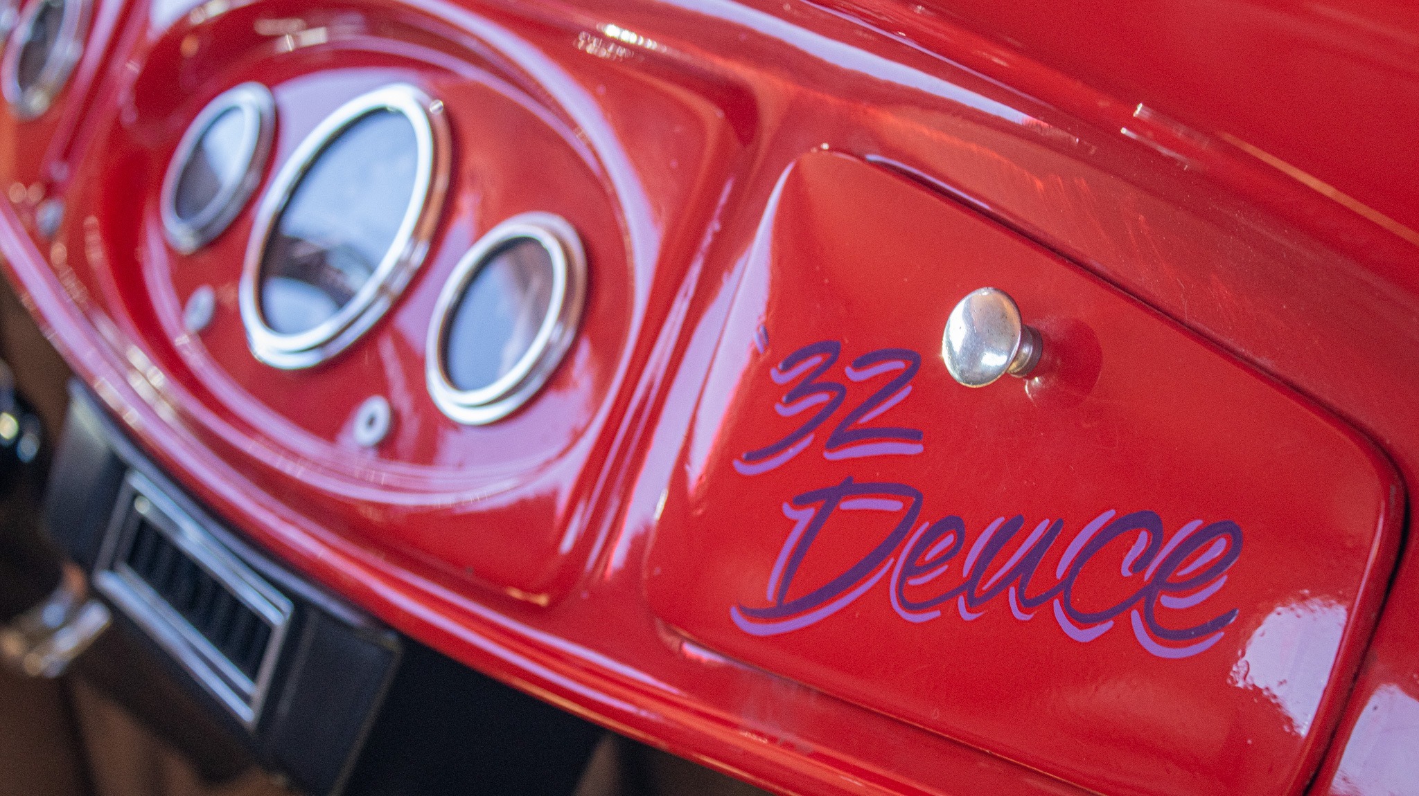 1932 Ford 3 Window 80