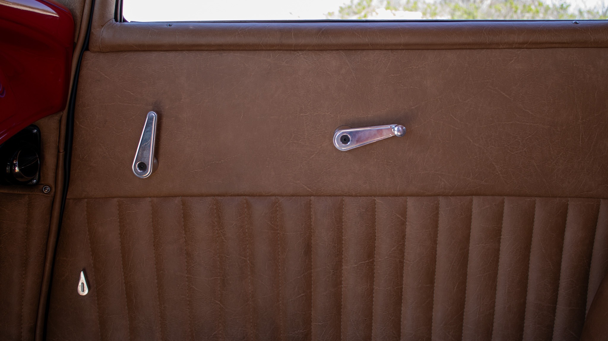 1932 Ford 3 Window 89