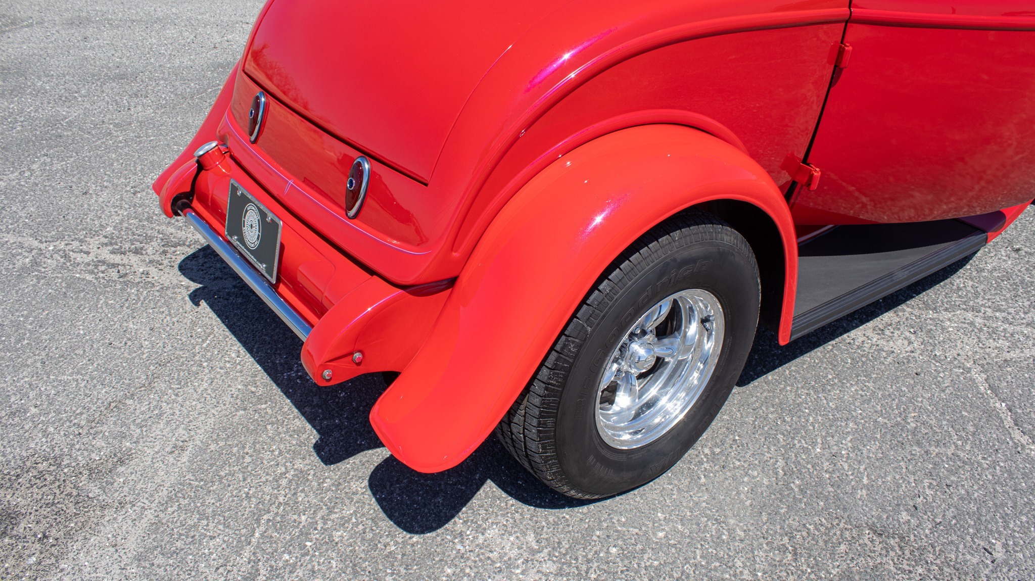 1932 Ford 3 Window 97