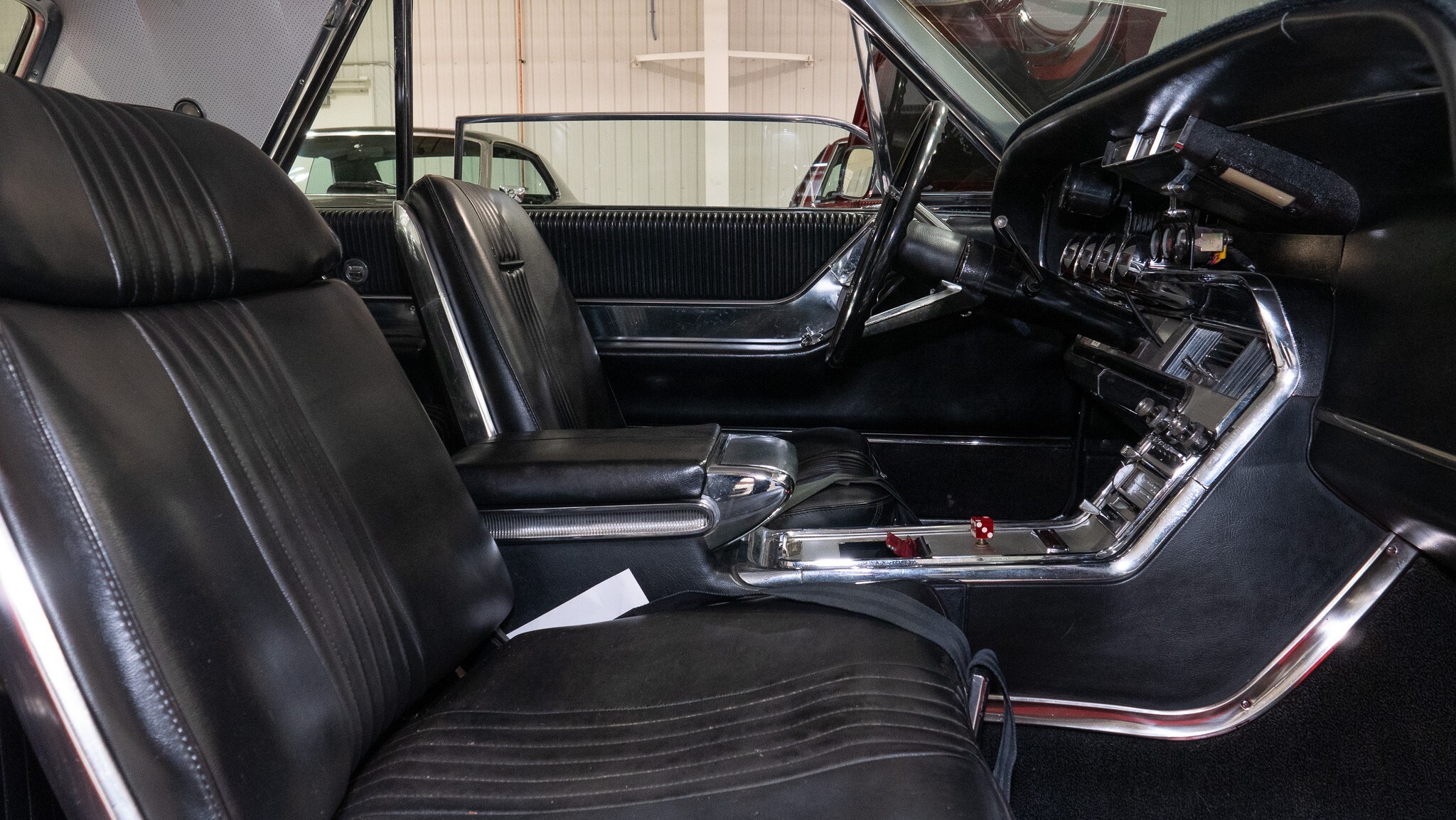 1964 Ford Thunderbird 20