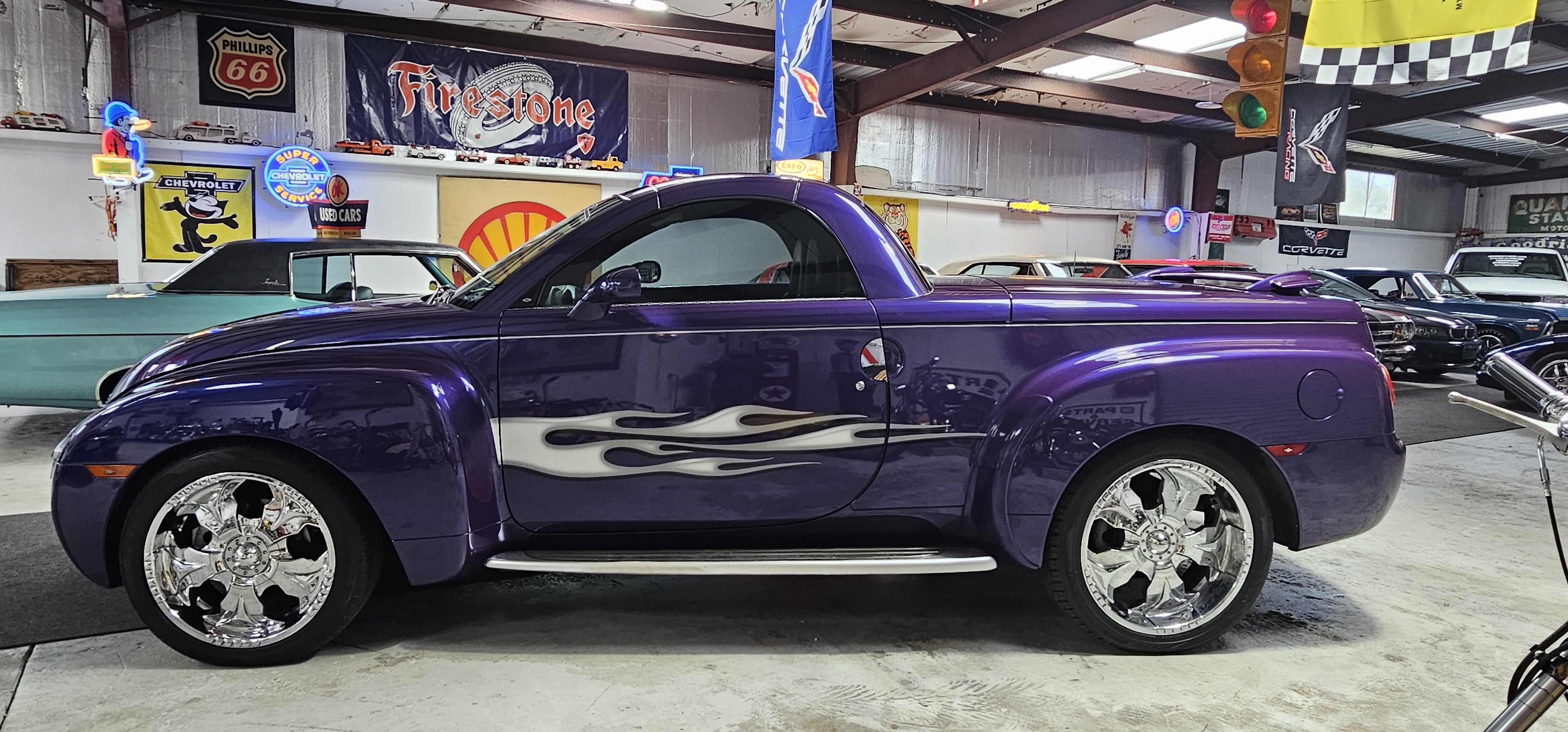 2004 CHEVROLET SSR SUPER SPORT 2