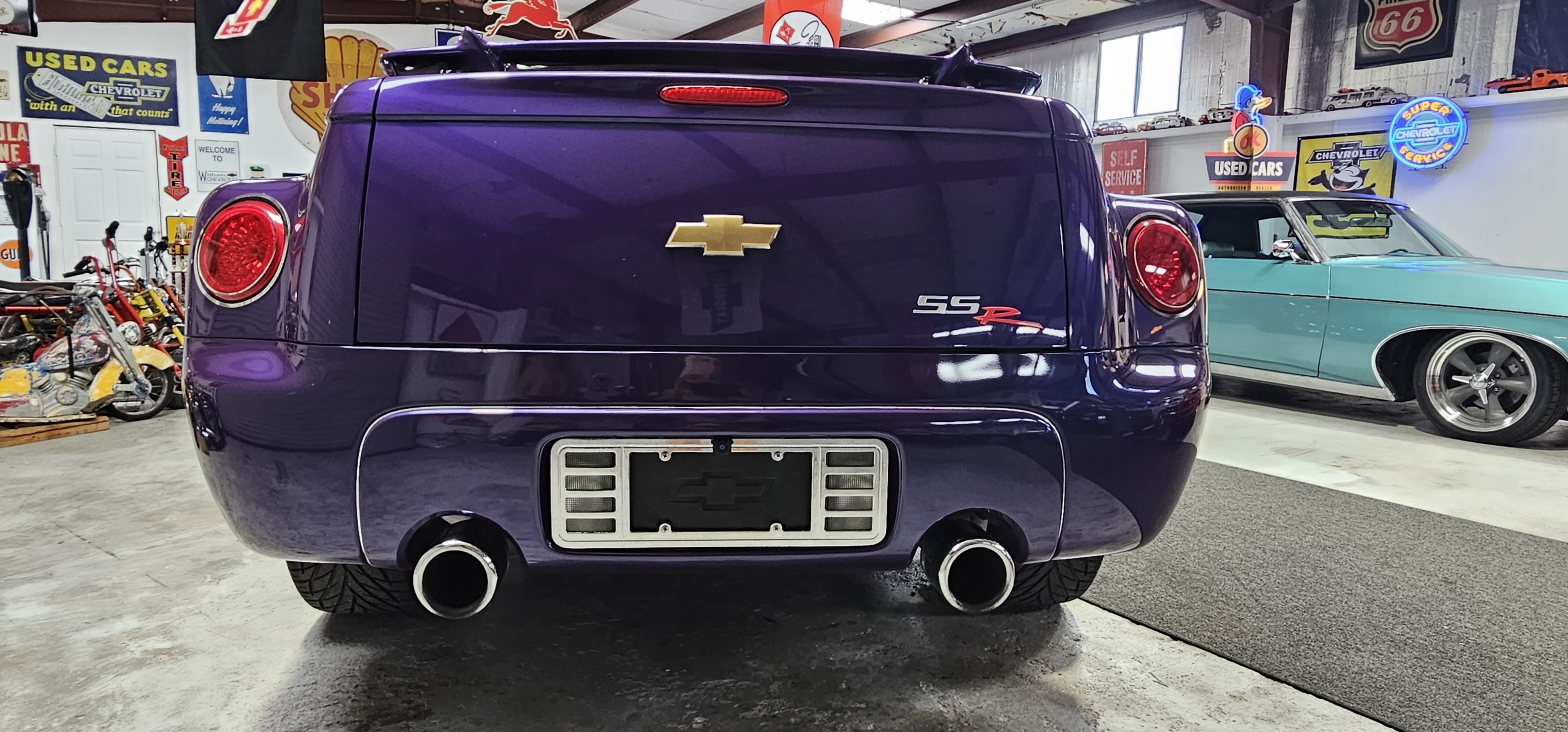 2004 CHEVROLET SSR SUPER SPORT 6