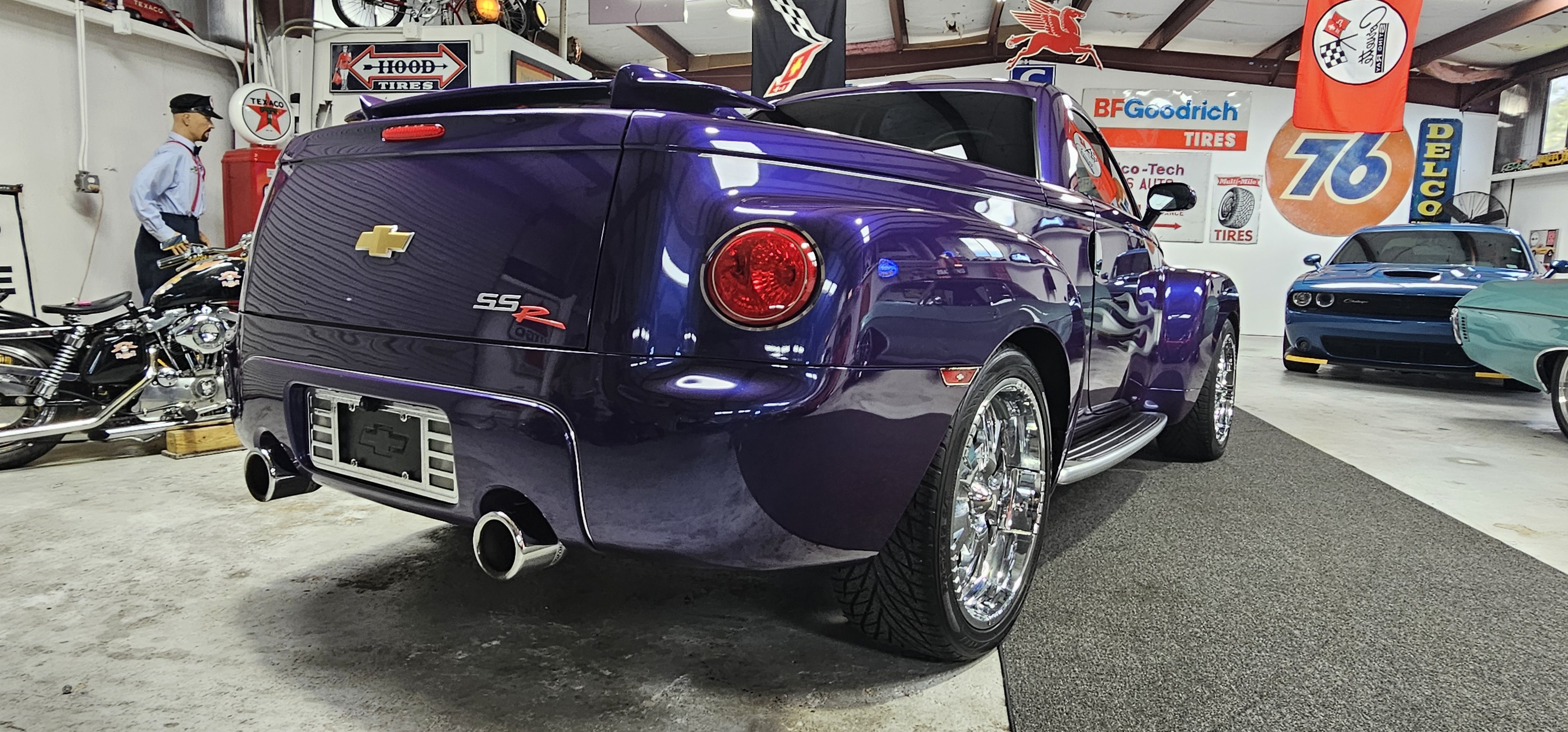 2004 CHEVROLET SSR SUPER SPORT 16