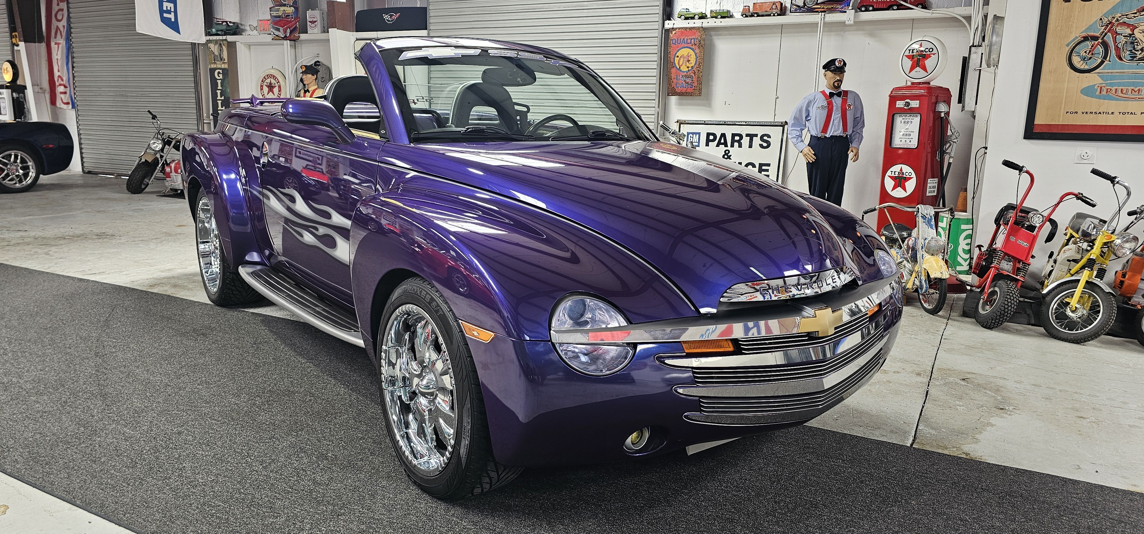 2004 CHEVROLET SSR SUPER SPORT 37