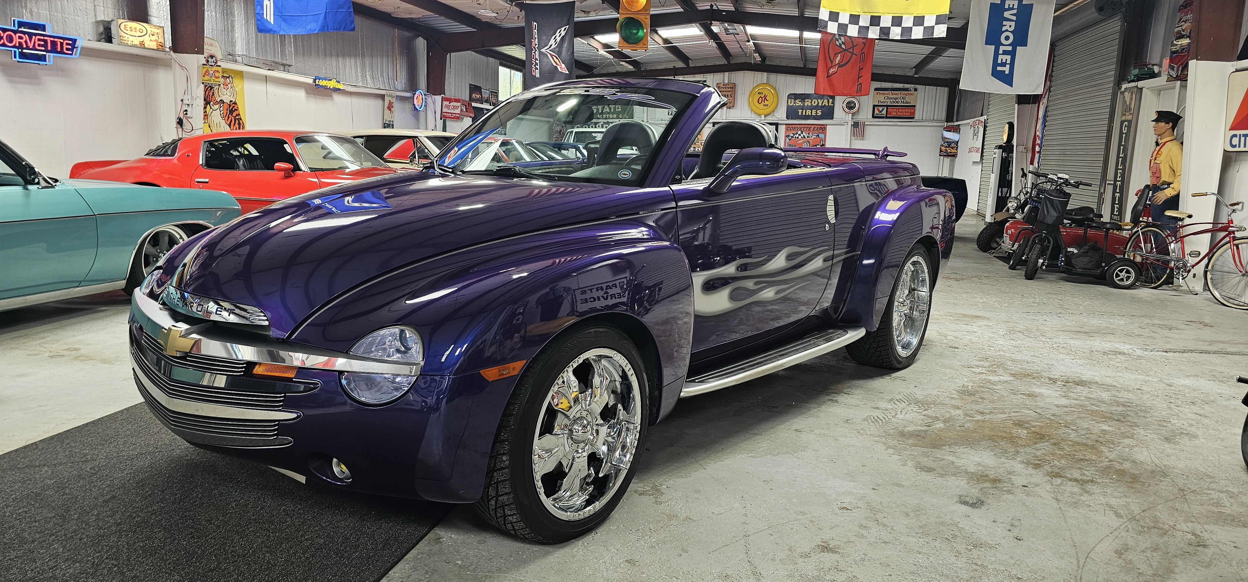 2004 CHEVROLET SSR SUPER SPORT 39