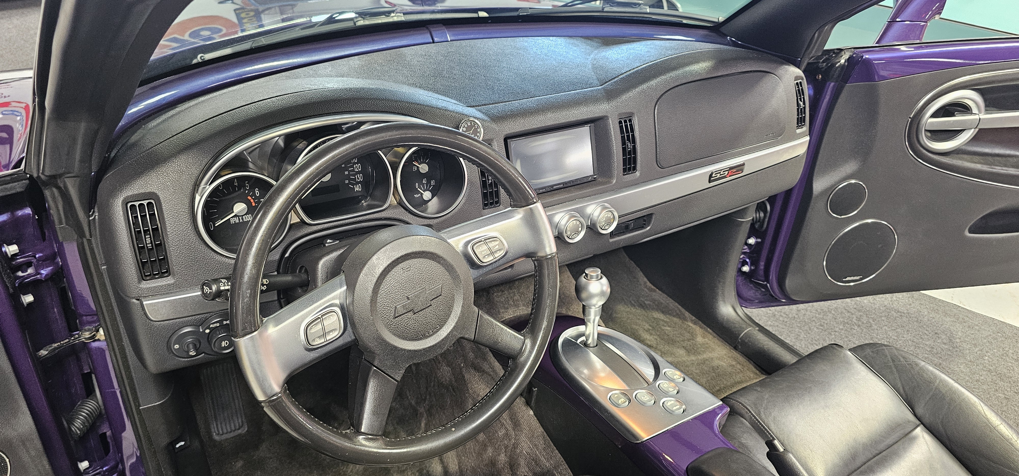2004 CHEVROLET SSR SUPER SPORT 86