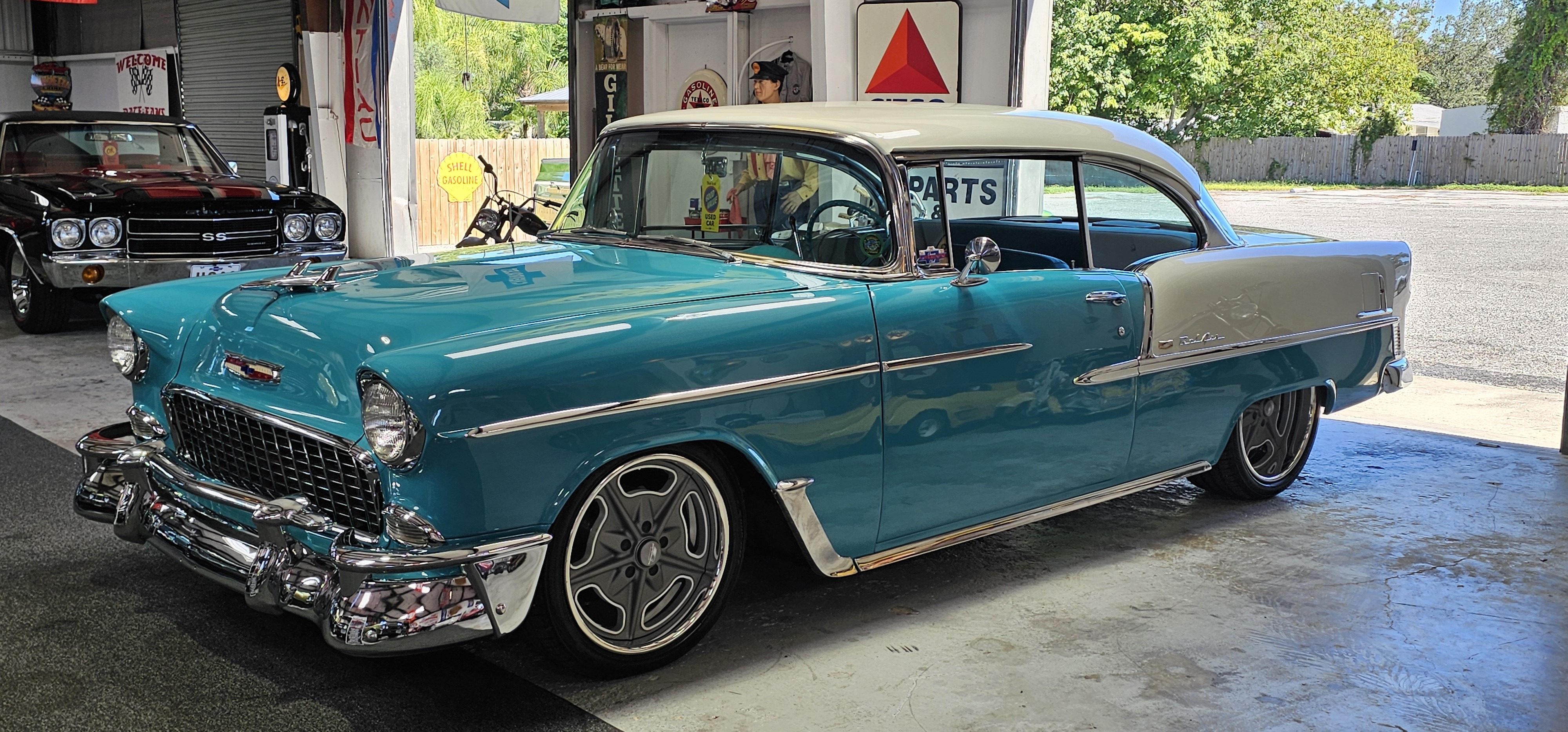 1855 CHEVROLET BEL-AIR 2-DOOR HARDTOP 1