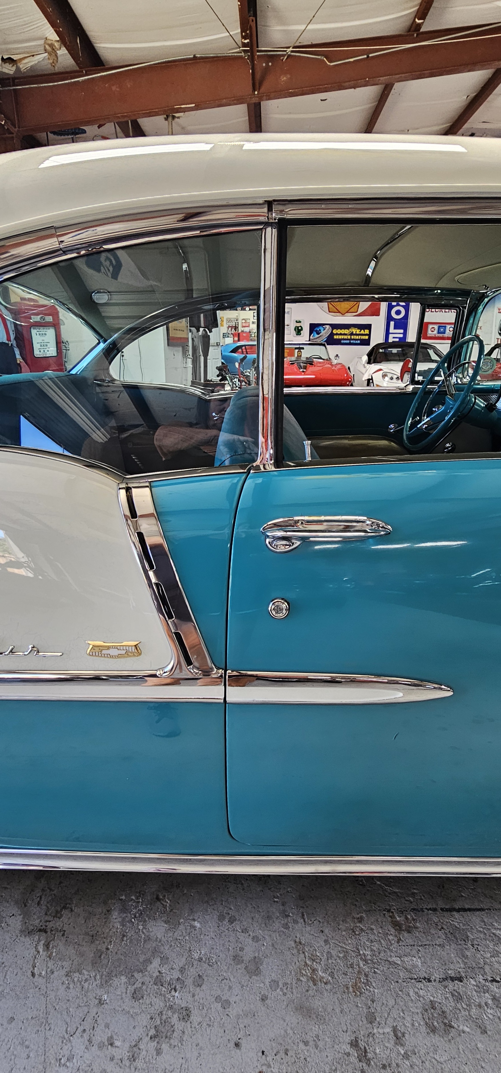 1855 CHEVROLET BEL-AIR 2-DOOR HARDTOP 35