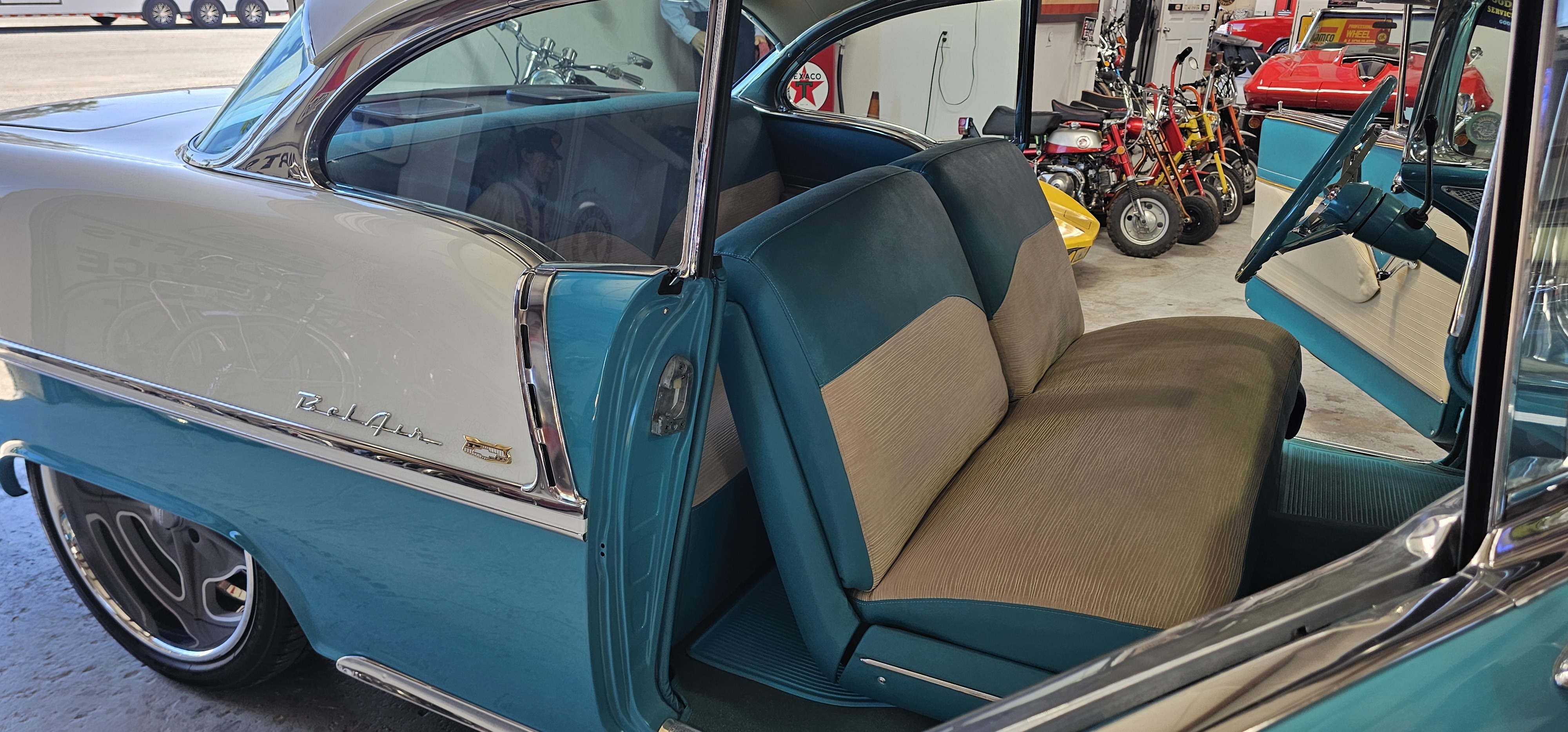 1855 CHEVROLET BEL-AIR 2-DOOR HARDTOP 89