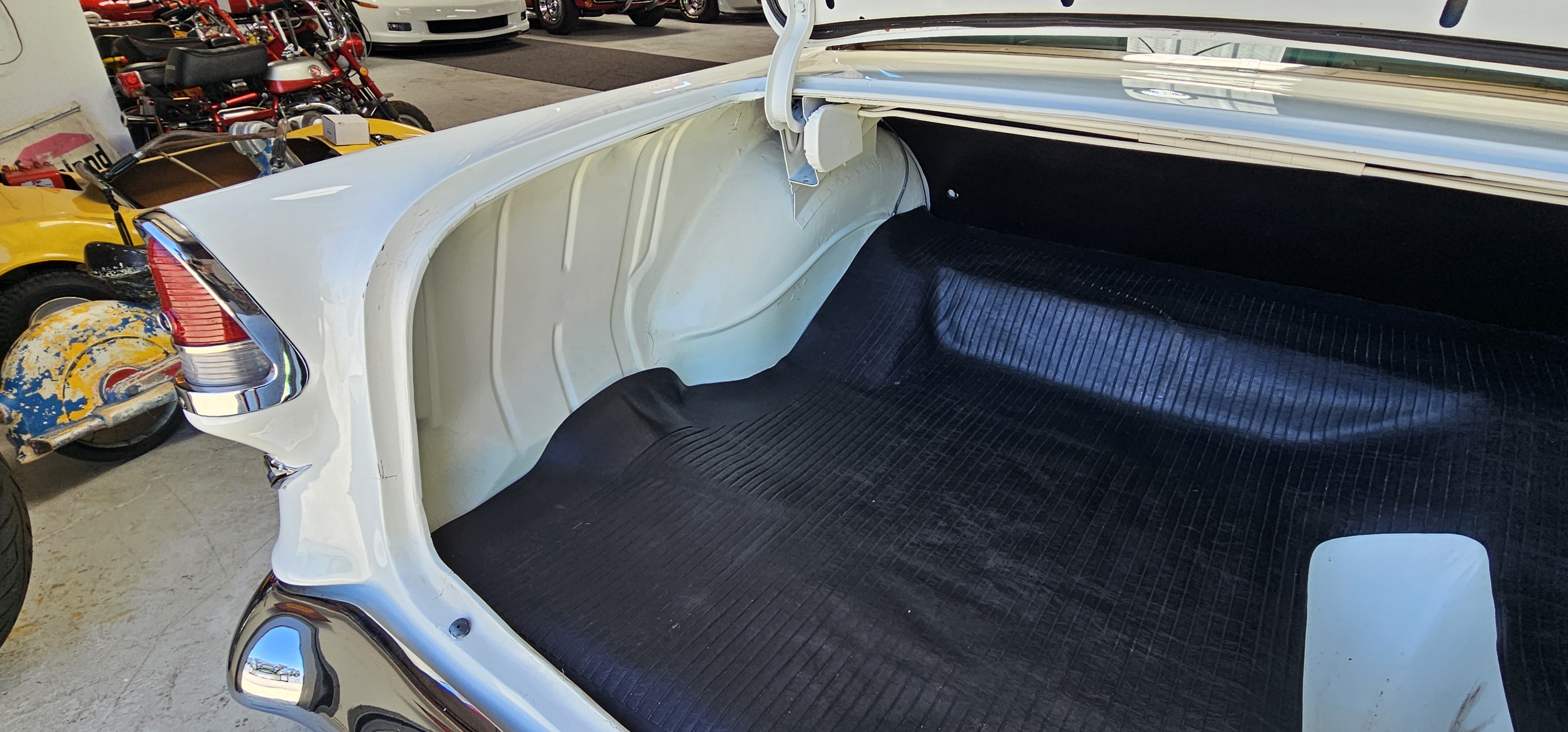 1855 CHEVROLET BEL-AIR 2-DOOR HARDTOP 93