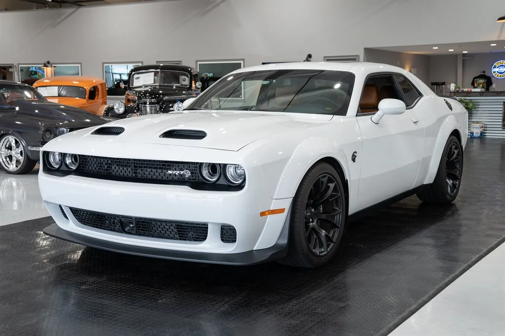 2023 Dodge Challenger SRT Hellcat     
